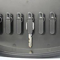 キーキャビネット「カギ番人シリーズ」（キー数17） - Master